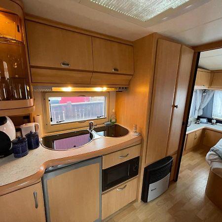 Cozy Caravan Vestmannaeyjar Exterior photo